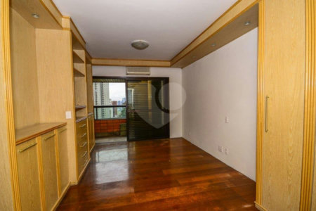 Apartamento à venda com 4 quartos, sendo 2 suítes, em Paraíso do Morumbi, São Paulo, SP