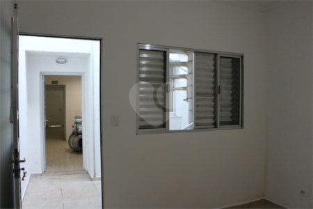 Casa à venda com 2 quartos, sendo 1 suíte,  em Vila Moreira, São Paulo, SP