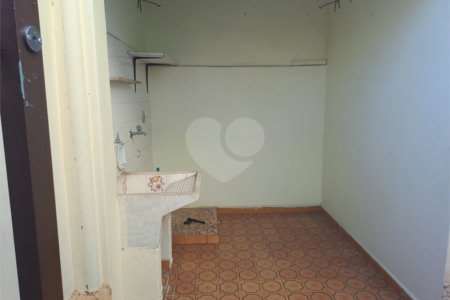 Sobrado à venda com 3 quartos em Campo Belo, São Paulo, SP
