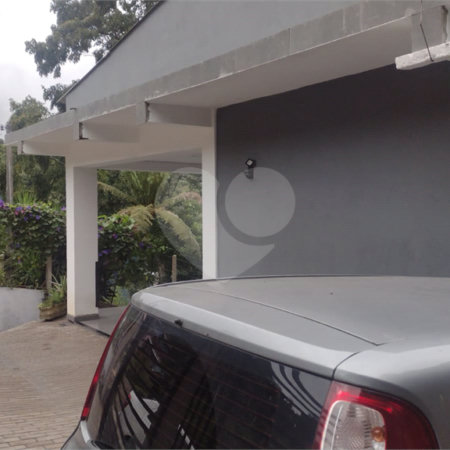 Casa à venda com 3 quartos, sendo 1 suíte, em Prinstrop, Gramado, RS