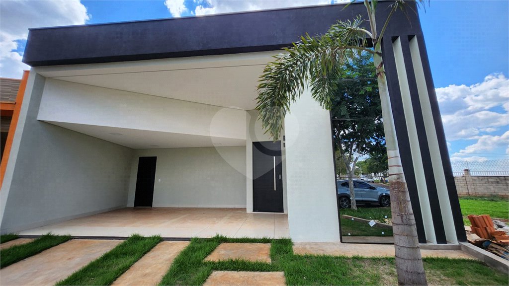 Casa à venda com 3 quartos, sendo 1 suíte, em Parque Atlanta, Araraquara, SP
