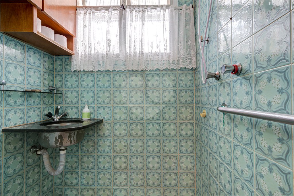 Casa à venda com 3 quartos, sendo 1 suíte, em Santo Amaro, São Paulo, SP