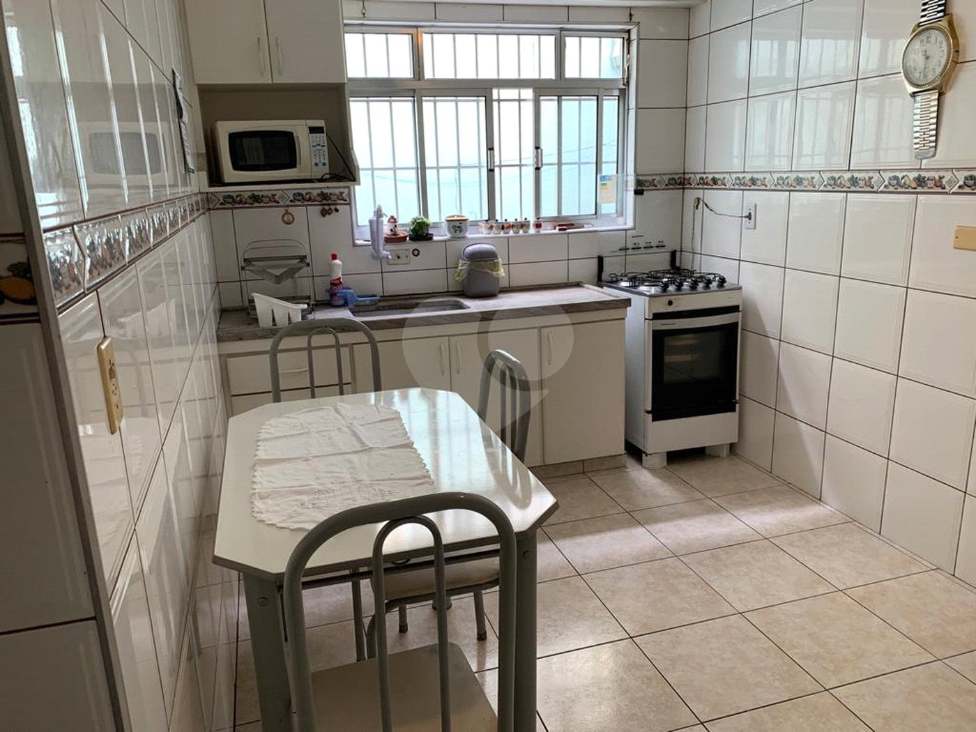 Casa à venda com 3 quartos, sendo 1 suíte,  em Bosque da Saúde, São Paulo, SP