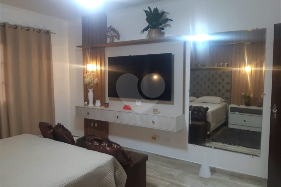 Sobrado à venda com 3 quartos, sendo 1 suíte, em Vila Mazzei, São Paulo, SP