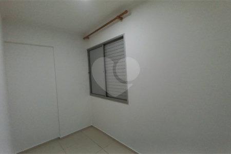 Apartamento à venda com 3 quartos em Jardim Londrina, São Paulo, SP