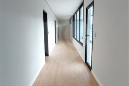 Casa à venda com 5 suítes no condomínio Figueira Garden, Atibaia - SP