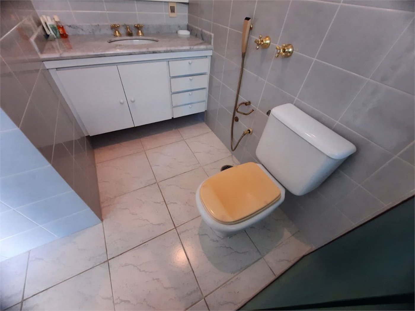 Apartamento com 3 dormitórios à venda, 179 m² por R$ 3.800.000,00 - Pitangueiras - Guarujá/SP