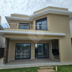 Casa à venda com 3 quartos, sendo 4 suítes, no condomínio Reserva dos Vinhedos, Louveira - SP