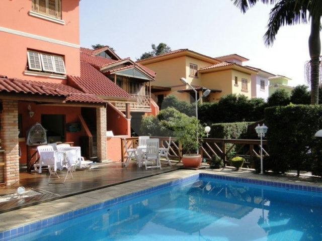 Casa em condomínio à venda com 4 suítes em Horto Florestal, São Paulo, SP
