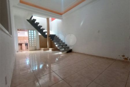 Casa à venda com 3 quartos, sendo 1 suíte, em Central Parque 4-l, Itapetininga, SP