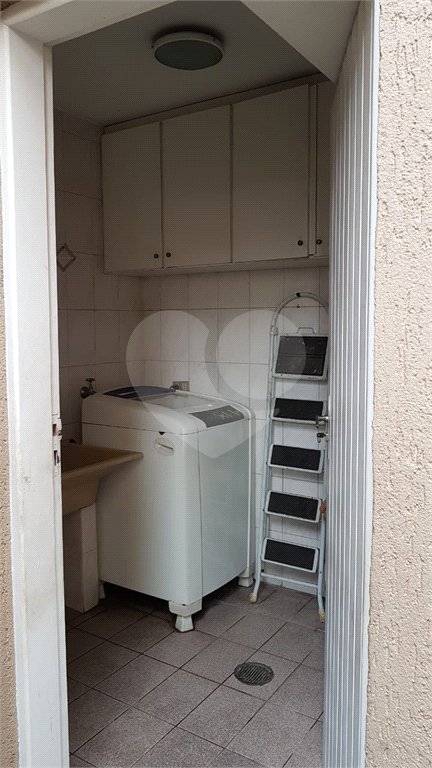 Sobrado à venda com 3 suítes em Vila Gumercindo, São Paulo, SP