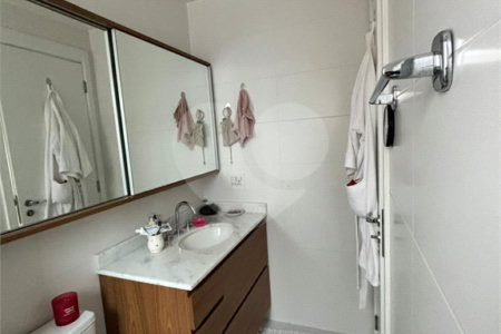 Apartamento à venda com 2 quartos, sendo 1 suíte,  em Vila Romana, São Paulo, SP