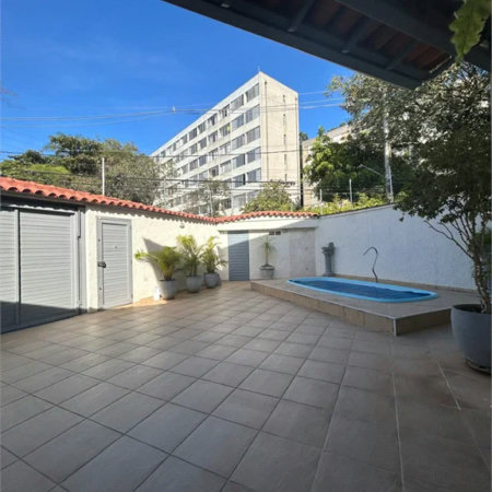Sobrado à venda com 3 quartos, sendo 1 suíte, em Jardim Jussara, São Paulo, SP
