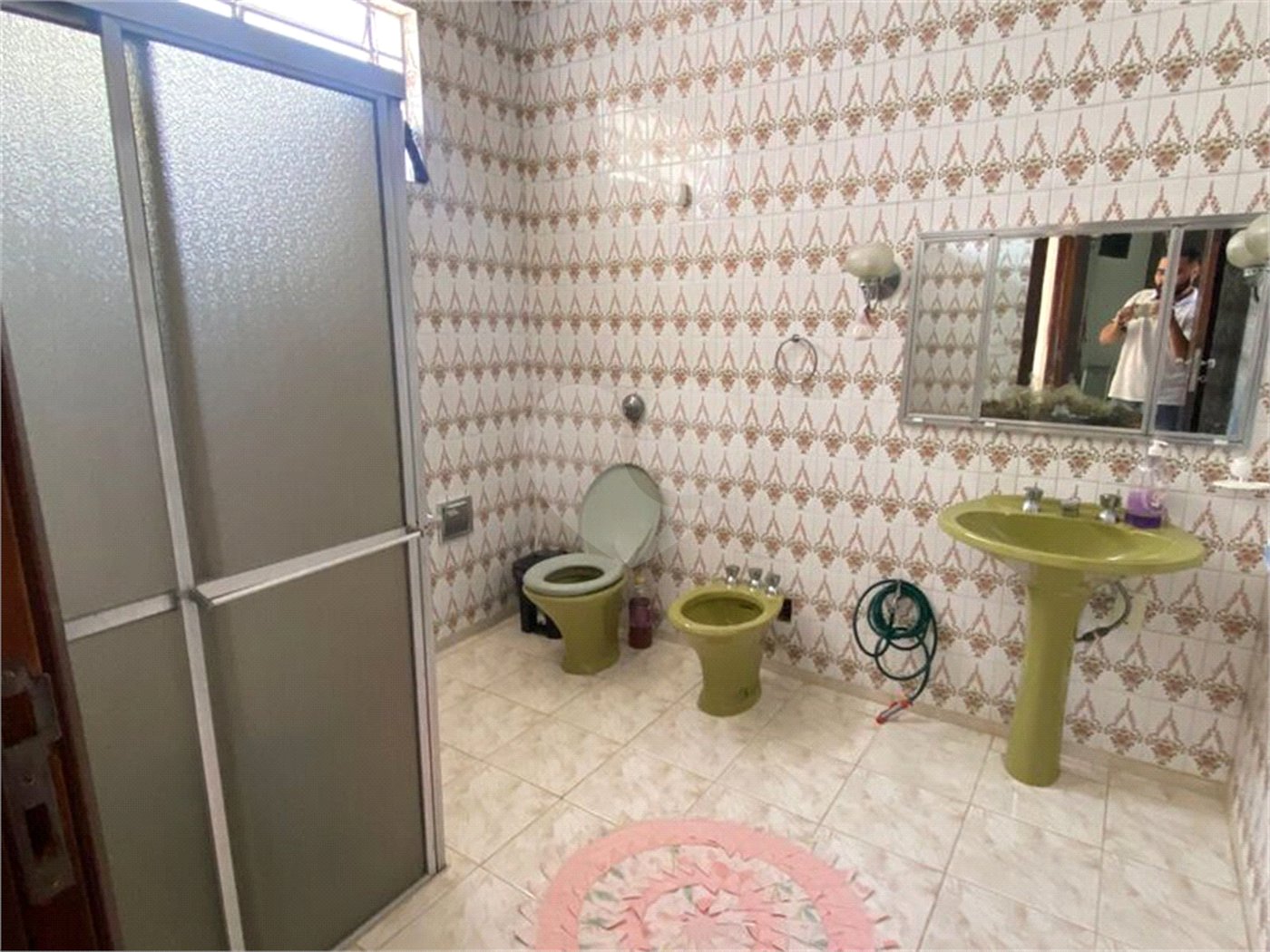 Casa à venda com 7 quartos, sendo 2 suítes, em Vila Augusta, Sorocaba, SP