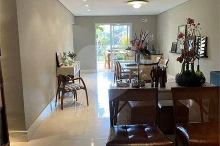 Casa à venda com 4 suítes no condomínio Villa Veneto, Itatiba - SP