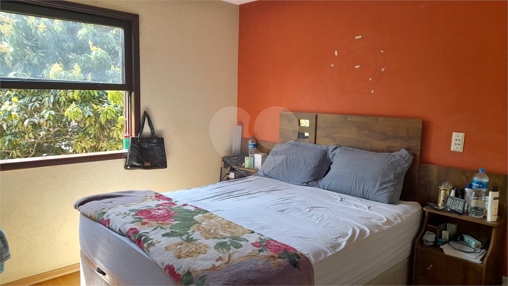 Sobrado à venda com 3 quartos, sendo 1 suíte, em Jardim Virginia Bianca, São Paulo, SP