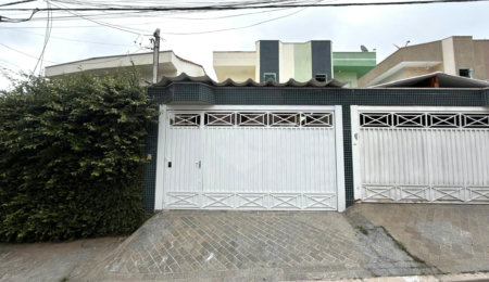 Sobrado à venda com 3 quartos, sendo 1 suíte,  em Jardim Vila Formosa, São Paulo, SP