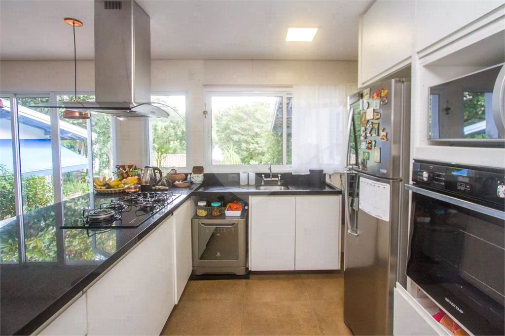 Casa à venda com 4 quartos, sendo 2 suítes, em Chácara Flora, São Paulo, SP