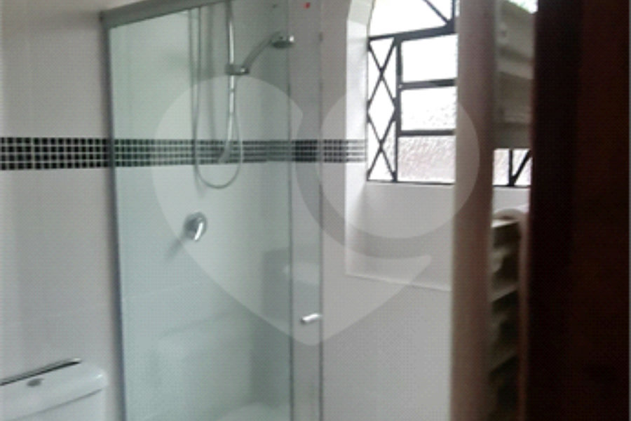 Casa à venda com 4 suítes no condomínio Jardim da Montanha I, Mairiporã - SP