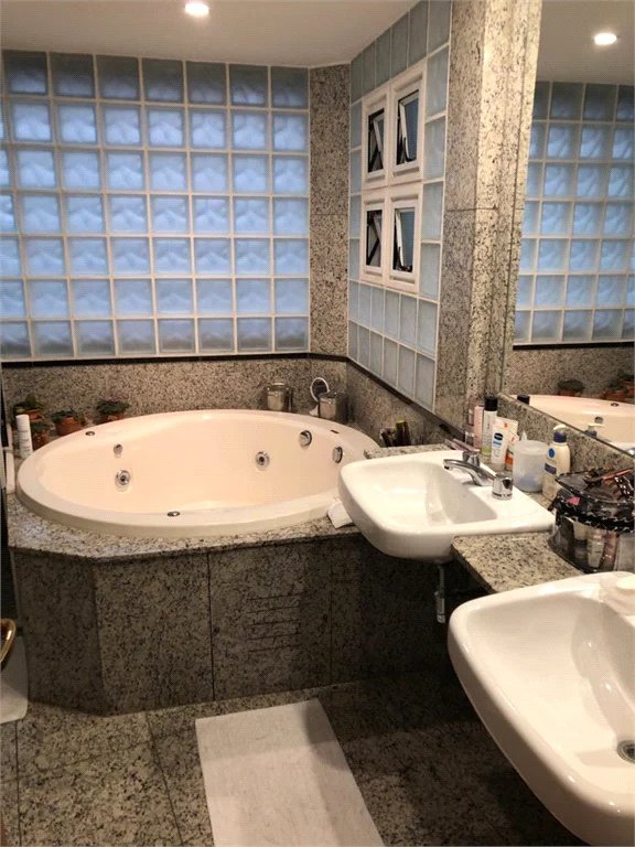 Apartamento à venda com 4 quartos, sendo 3 suítes, em Vila Suzana, São Paulo, SP