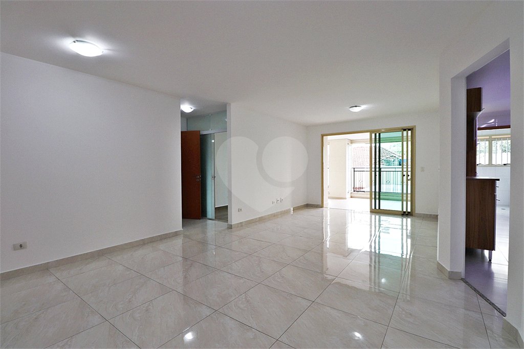 Apartamento à venda com 3 quartos, sendo 1 suíte, em Santana, São Paulo, SP
