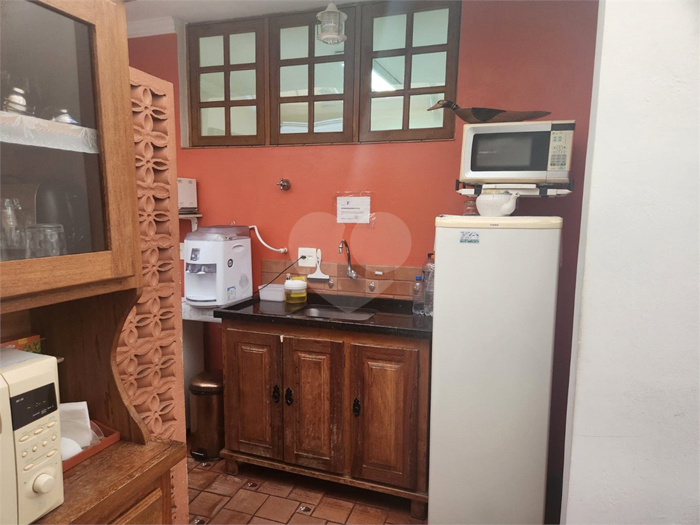 Sobrado à venda com 4 quartos, sendo 1 suíte, em Água Branca, São Paulo, SP