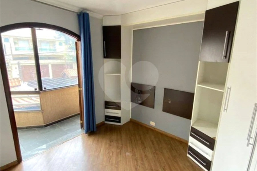 Sobrado à venda com 2 quartos, sendo 1 suíte,  em Jardim Regina, São Paulo, SP
