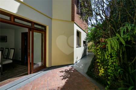 Casa de Vila à venda com 4 suítes em Jardim Prudência, São Paulo, SP