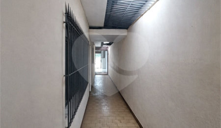 Casa à venda com 3 quartos, sendo 1 suíte, em Jardim Santo Elias, São Paulo, SP