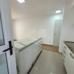 Apartamento à venda com 2 quartos em Vila Anastácio, São Paulo, SP