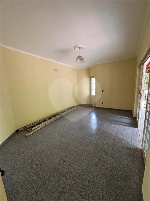 Chácara à venda com 3 quartos, sendo 1 suíte, em Bosque, Vinhedo, SP