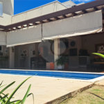 Casa à venda com 4 quartos, sendo 3 suítes,  no condomínio Res. Luzern, Campinas - SP