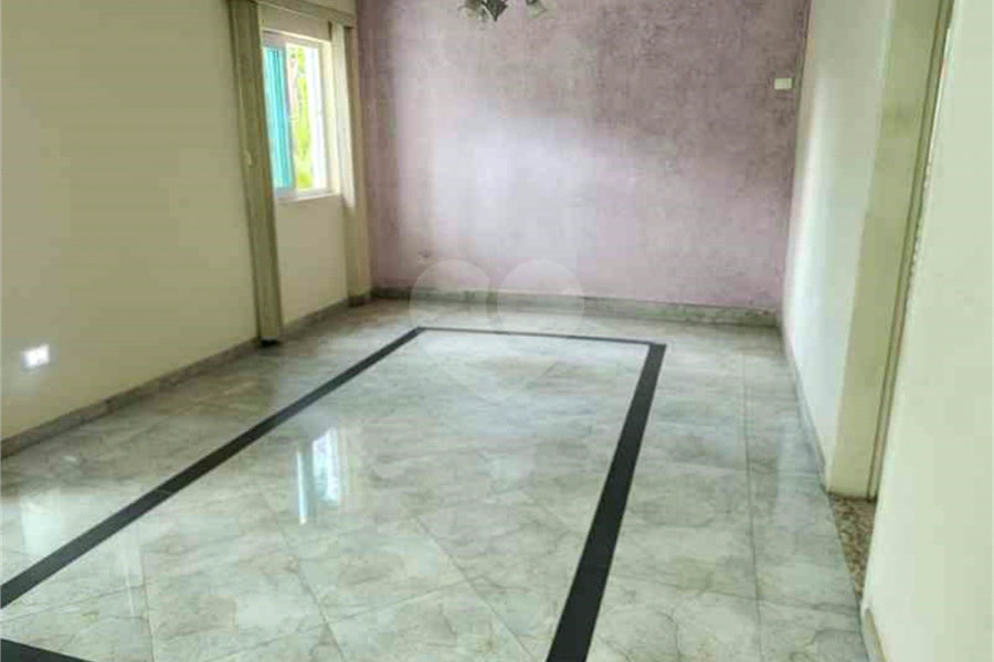 Casa à venda com 3 suítes no condomínio Quinta de Santo Antônio, São Paulo - SP