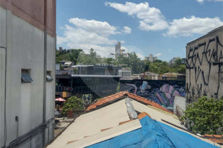 Sobrado à venda ou para alugar com 4 quartos em Vila Madalena, São Paulo, SP