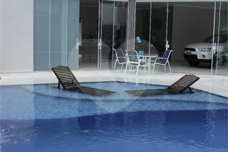 Casa à venda com 4 suítes no condomínio Dos Lagos, Itupeva - SP