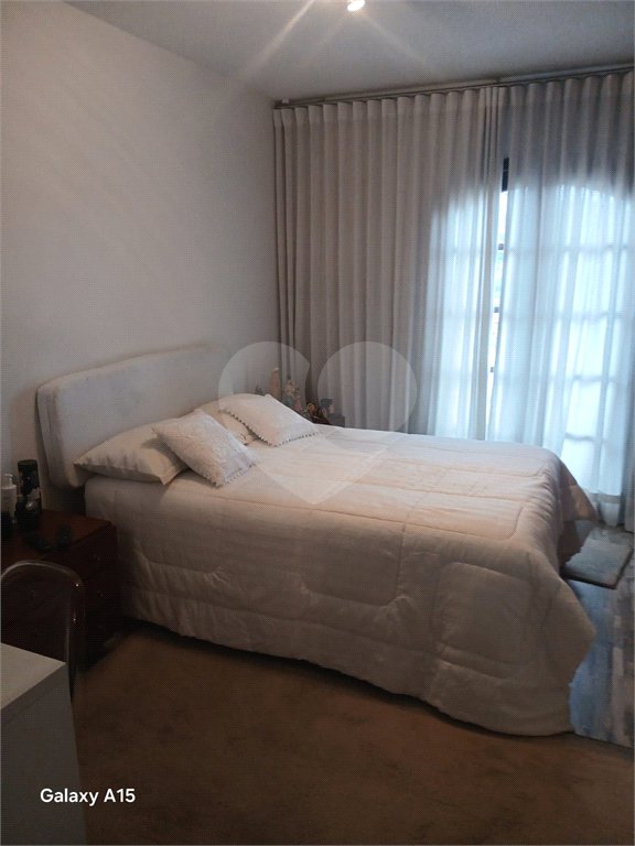 Sobrado à venda com 3 quartos, sendo 1 suíte,  em Tremembé, São Paulo, SP