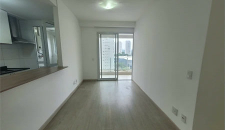 Apartamento à venda com 2 quartos em Vila Anastácio, São Paulo, SP