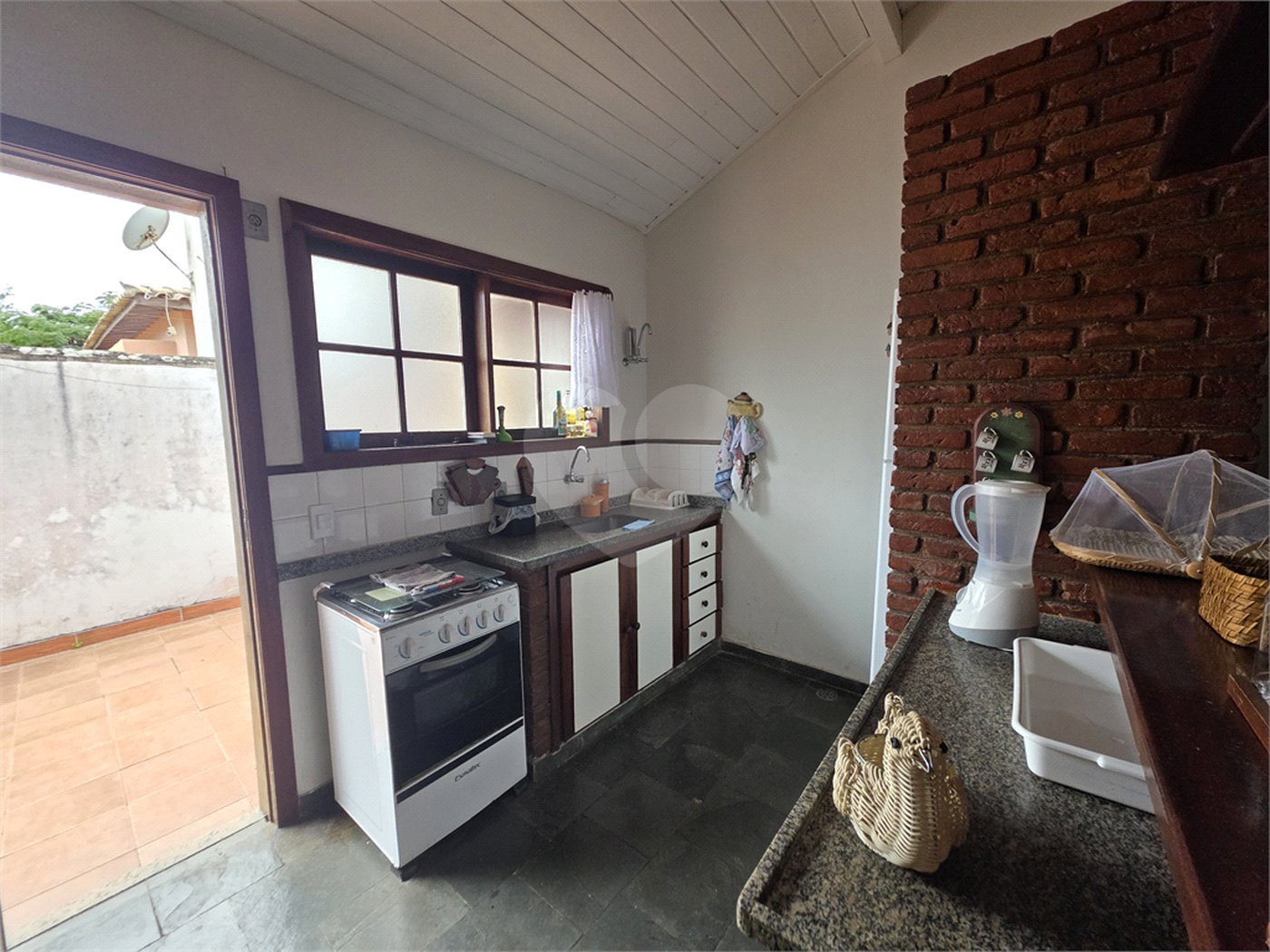 Casa em condomínio à venda com 4 suítes em Praia Rasa, Armação dos Búzios, RJ