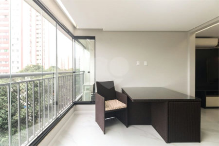 Apartamento à venda com 3 suítes em Parque São Jorge, São Paulo, SP