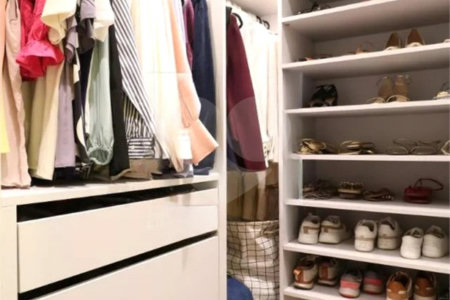 Apartamento à venda com 4 quartos, sendo 2 suítes,  em Vila Anastácio, São Paulo, SP
