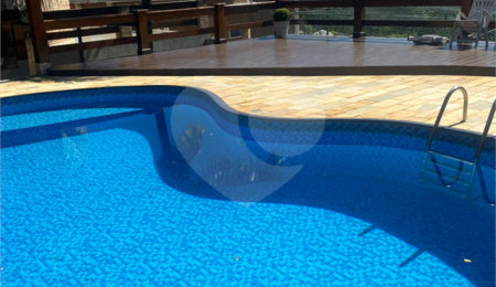 Casa à venda com 5 quartos, sendo 4 suítes,  no condomínio Lago do Imperador, Mairiporã - SP