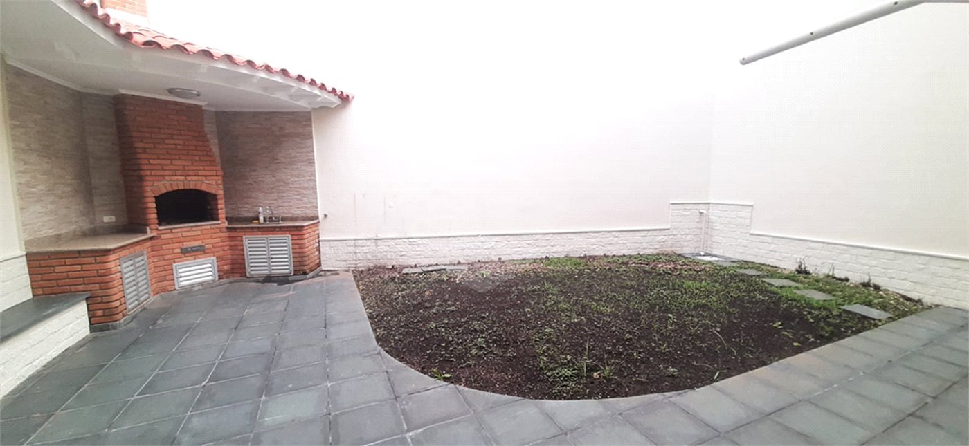 Sobrado à venda com 4 quartos, sendo 2 suítes, em Jardim França, São Paulo, SP