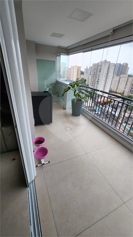 Apartamento à venda com 3 quartos, sendo 1 suíte,  em Jardim Caboré, São Paulo, SP
