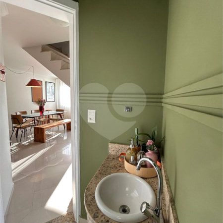 Casa à venda com 3 quartos, sendo 1 suíte, em Jardim Pinheiros, São Paulo, SP