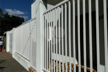 Casa à venda com 3 quartos, sendo 1 suíte, em Parque do Colégio, Jundiaí, SP