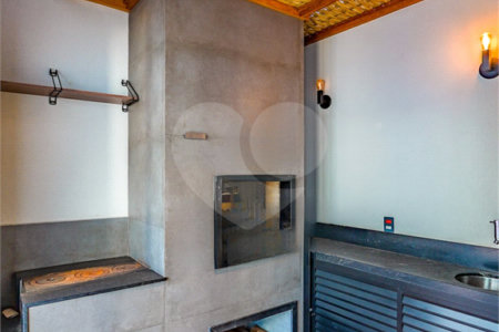 Casa à venda com 3 quartos, sendo 2 suítes, no condomínio Residencial Mont'alcino, Valinhos - SP