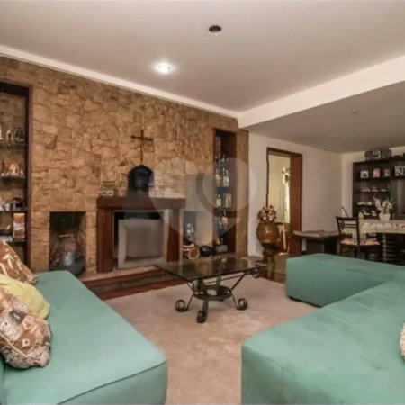 Casa de Vila à venda com 5 quartos, sendo 3 suítes, em Jardim Marajoara, São Paulo, SP