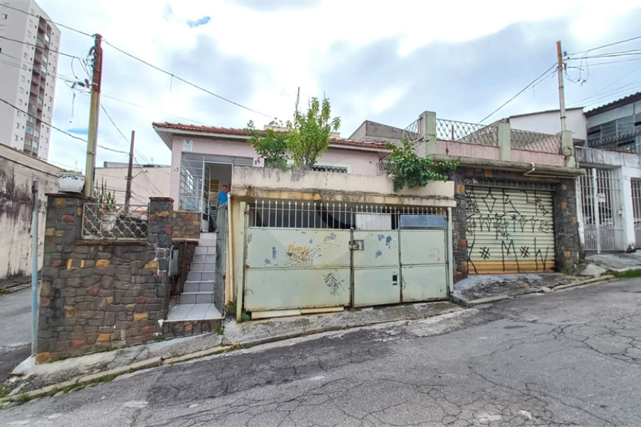 Casa Térrea à venda com 4 quartos, sendo 2 suítes, em Vila Gustavo, São Paulo, SP