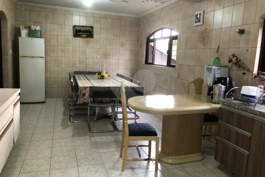 Sobrado à venda com 5 quartos, sendo 2 suítes, em Vila Maria Alta, São Paulo, SP