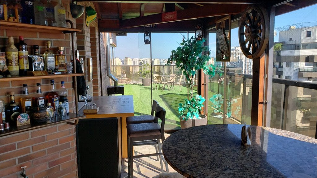 Apartamento à venda com 4 suítes em Vila Andrade, São Paulo, SP